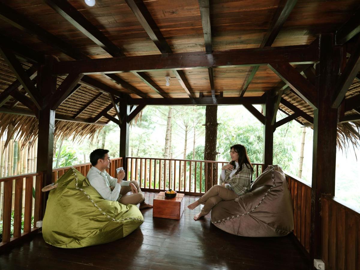 The Lodge Maribaya Cikareumbi Zewnętrze zdjęcie