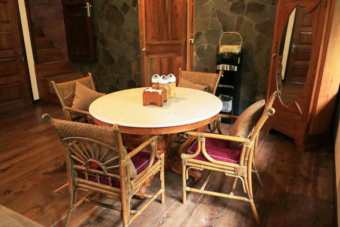 The Lodge Maribaya Cikareumbi Zewnętrze zdjęcie