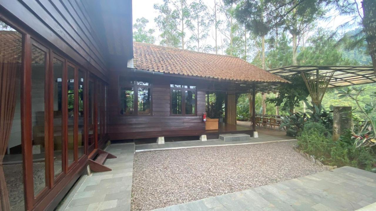 The Lodge Maribaya Cikareumbi Zewnętrze zdjęcie